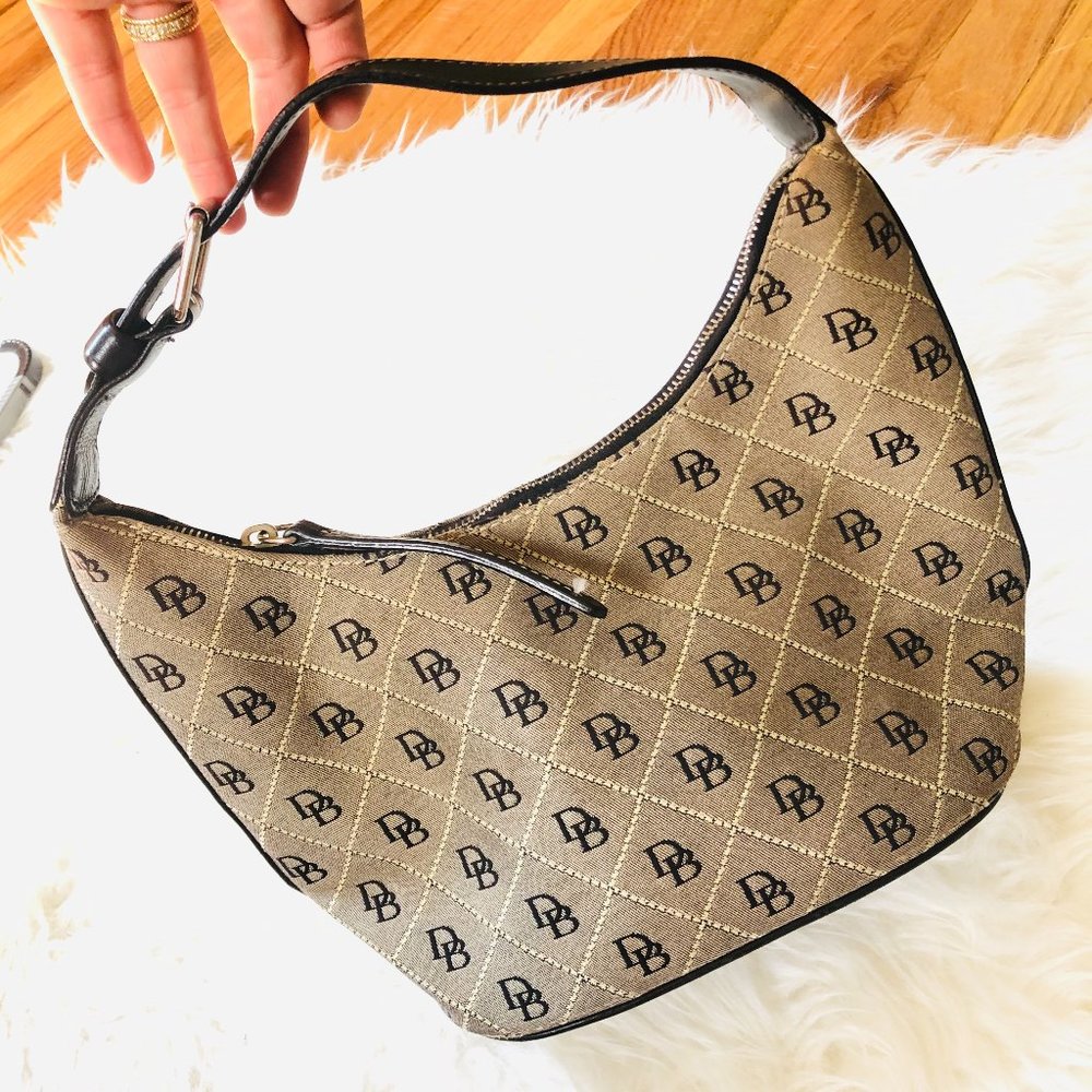 Dooney & Bourke Signature Leather Zip Shoulder Bag